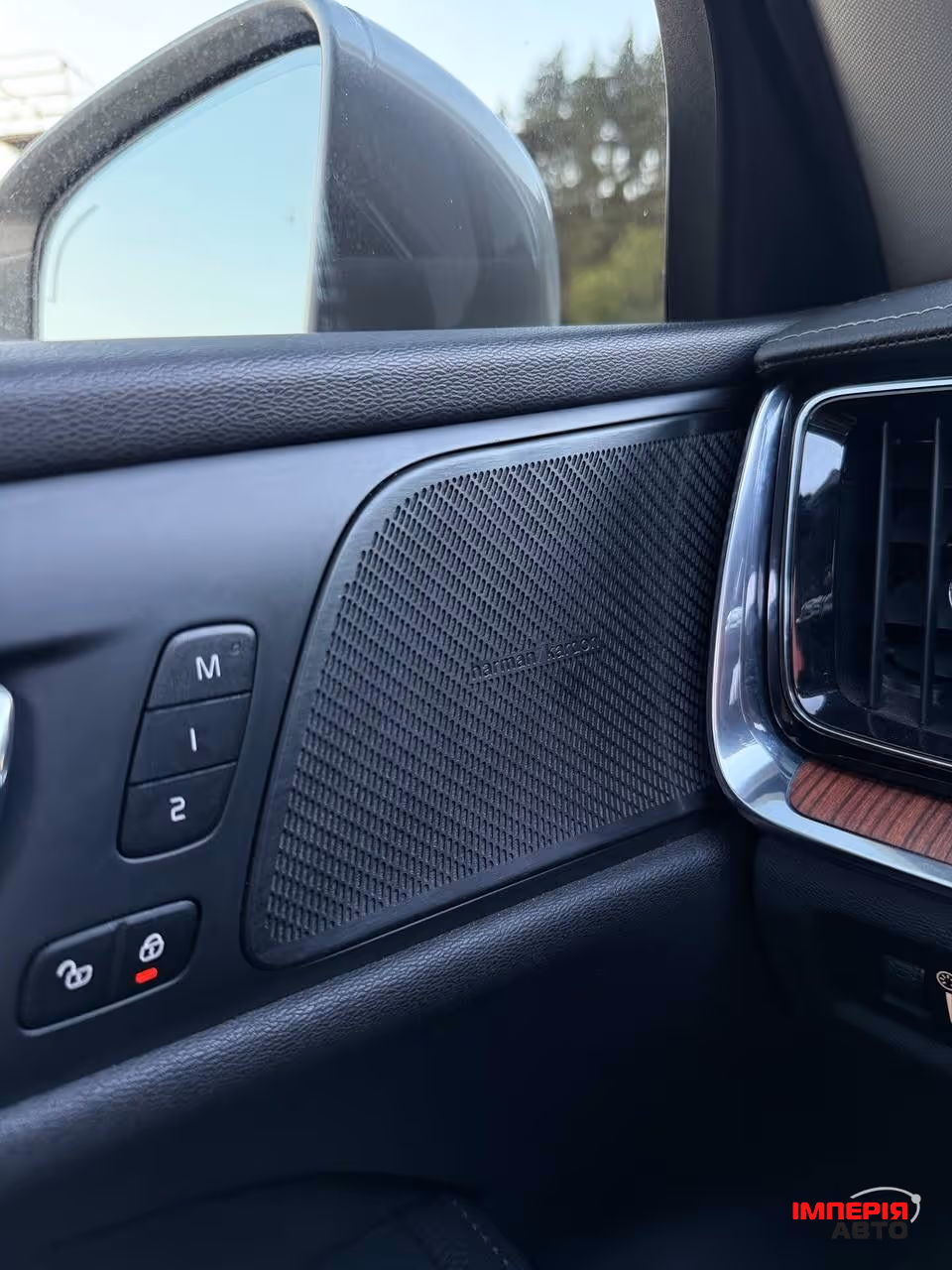 Volvo S60 - фото 31