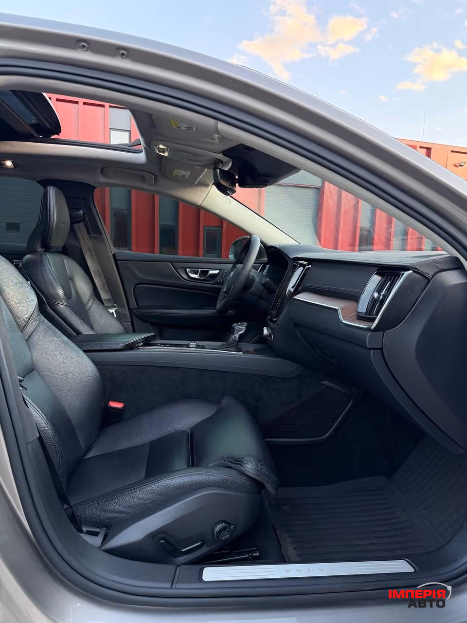 Volvo S60 - фото 24