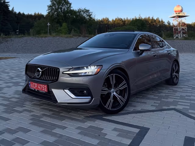 Volvo S60 - фото 2