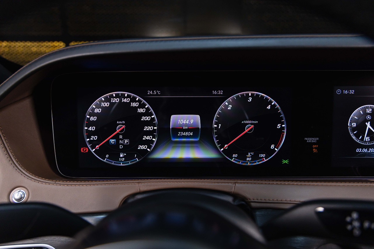 Mercedes-Benz S-Класс - фото 30