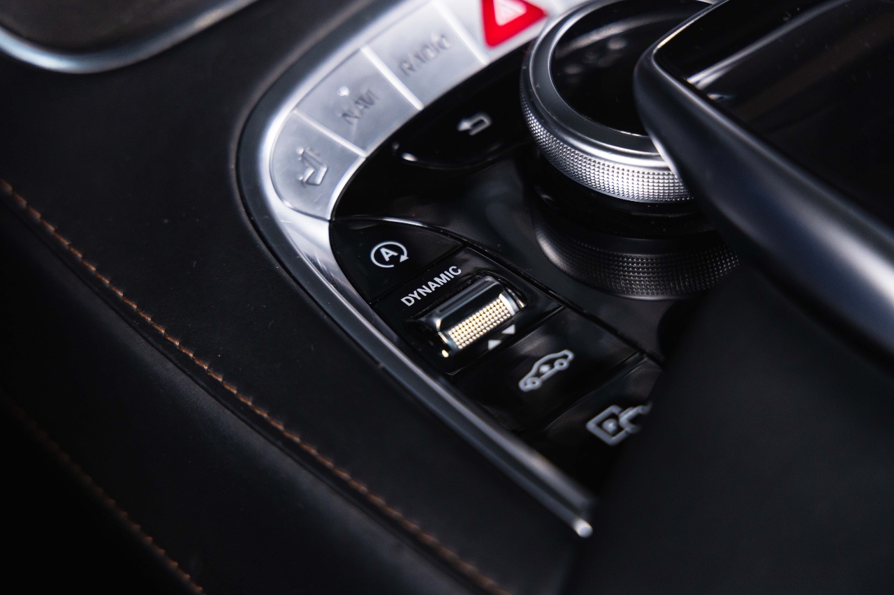 Mercedes-Benz S-Класс - фото 19