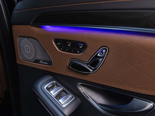 Mercedes-Benz S-Класс - фото 4