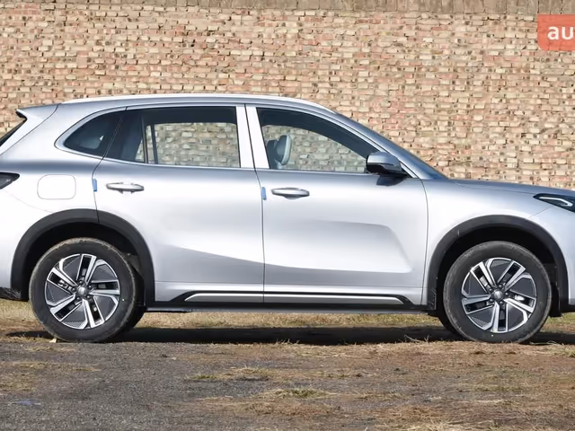 Geely Galaxy Starship 7 - фото 3