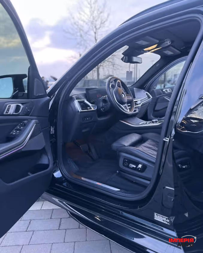 BMW X5 - фото 12