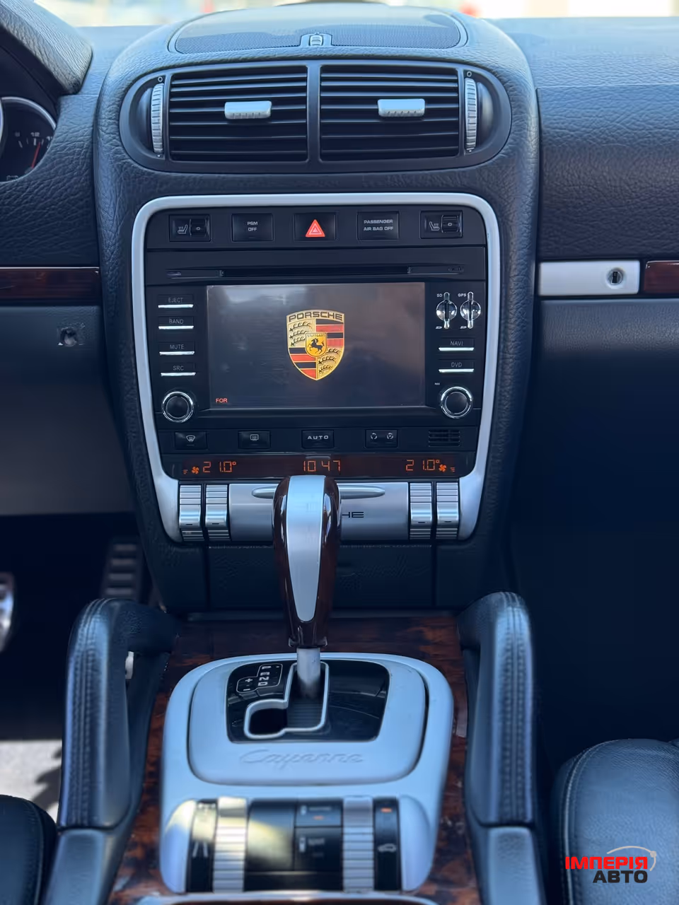 Porsche Cayenne - фото 16
