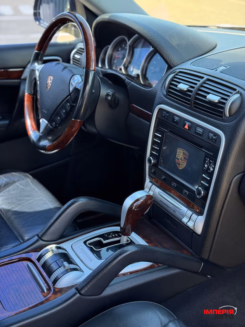 Porsche Cayenne - фото 17