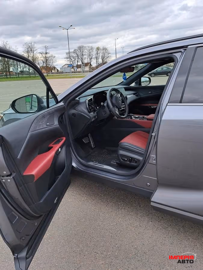 Lexus RX - фото 8