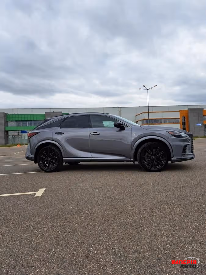 Lexus RX - фото 2