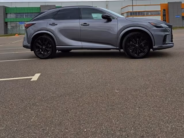 Lexus RX - фото 2