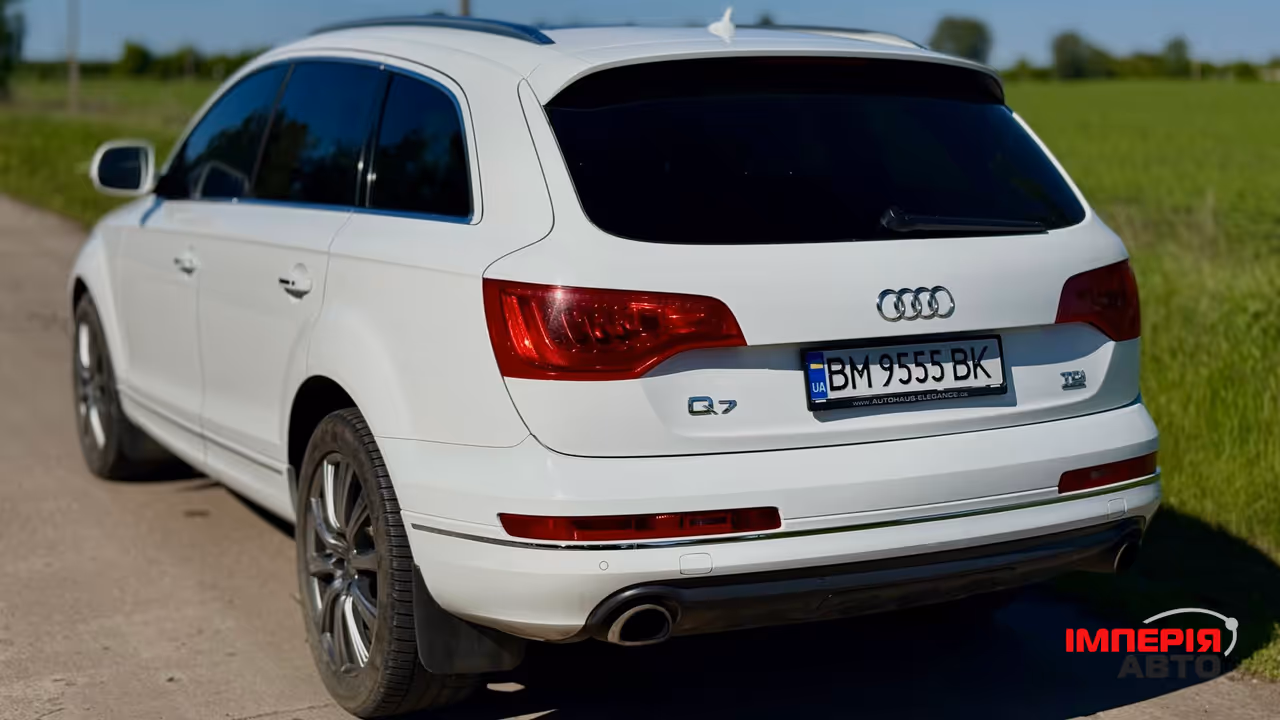 Audi Q7 - фото 3