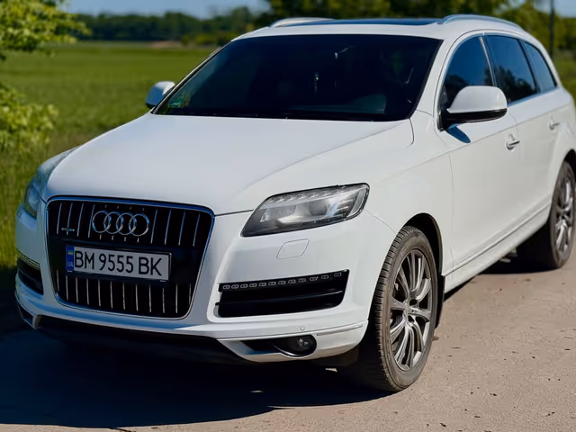 Audi Q7 - фото 2