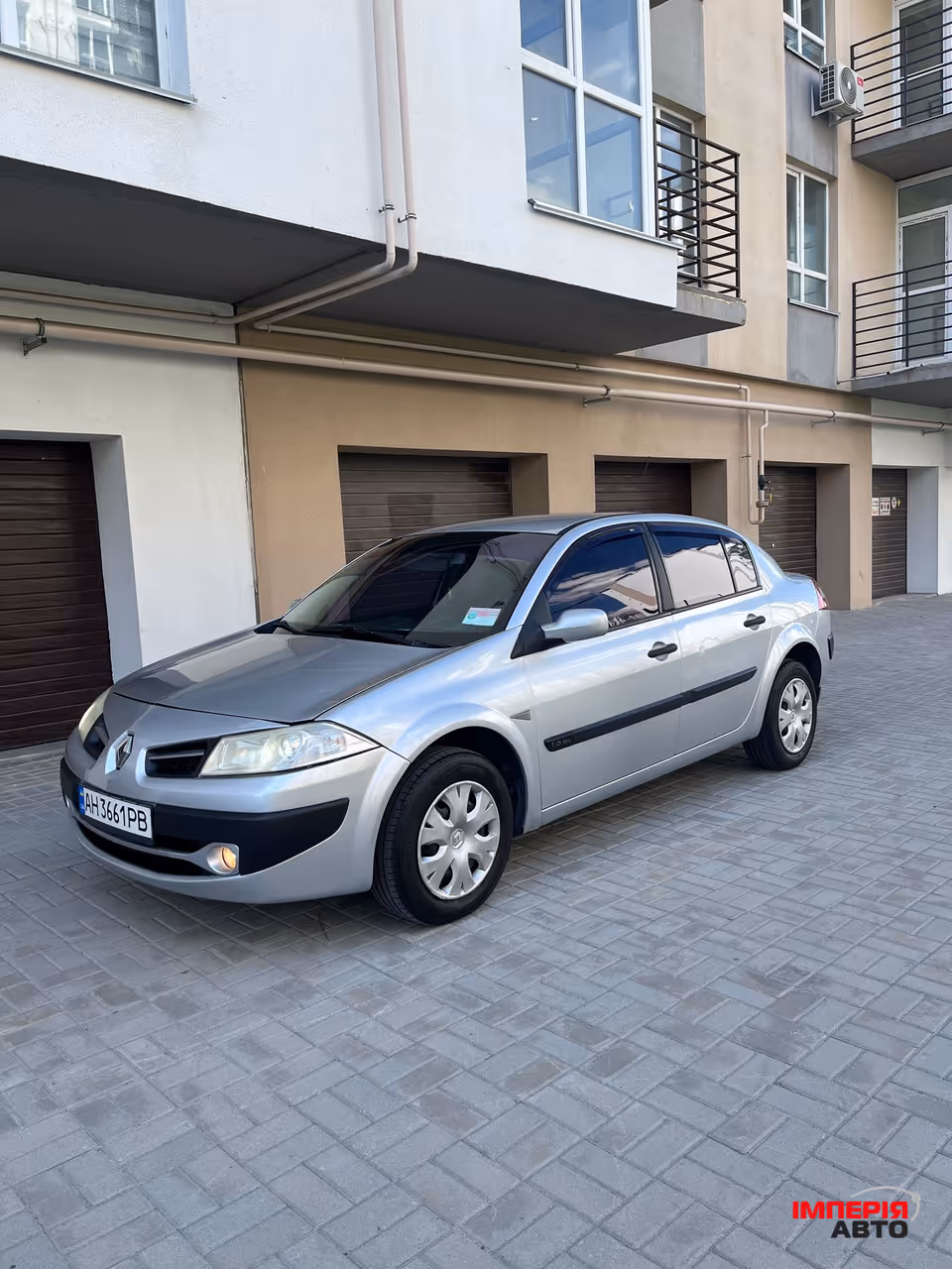 Renault Megane - фото 2