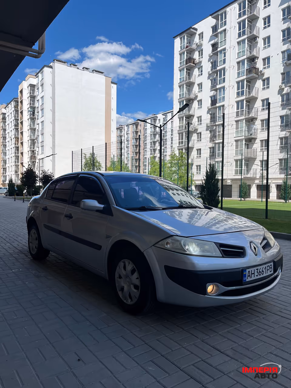 Renault Megane - фото 3
