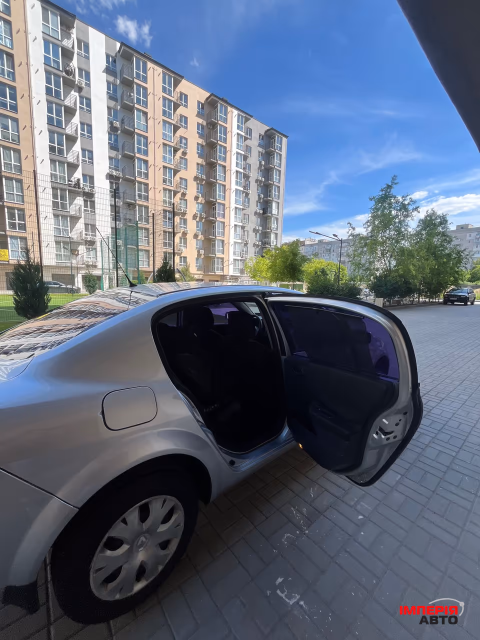 Renault Megane - фото 8