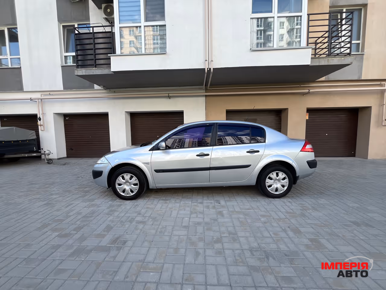 Renault Megane - фото 9