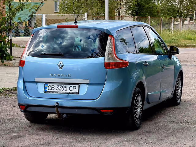 Renault Megane - фото 3