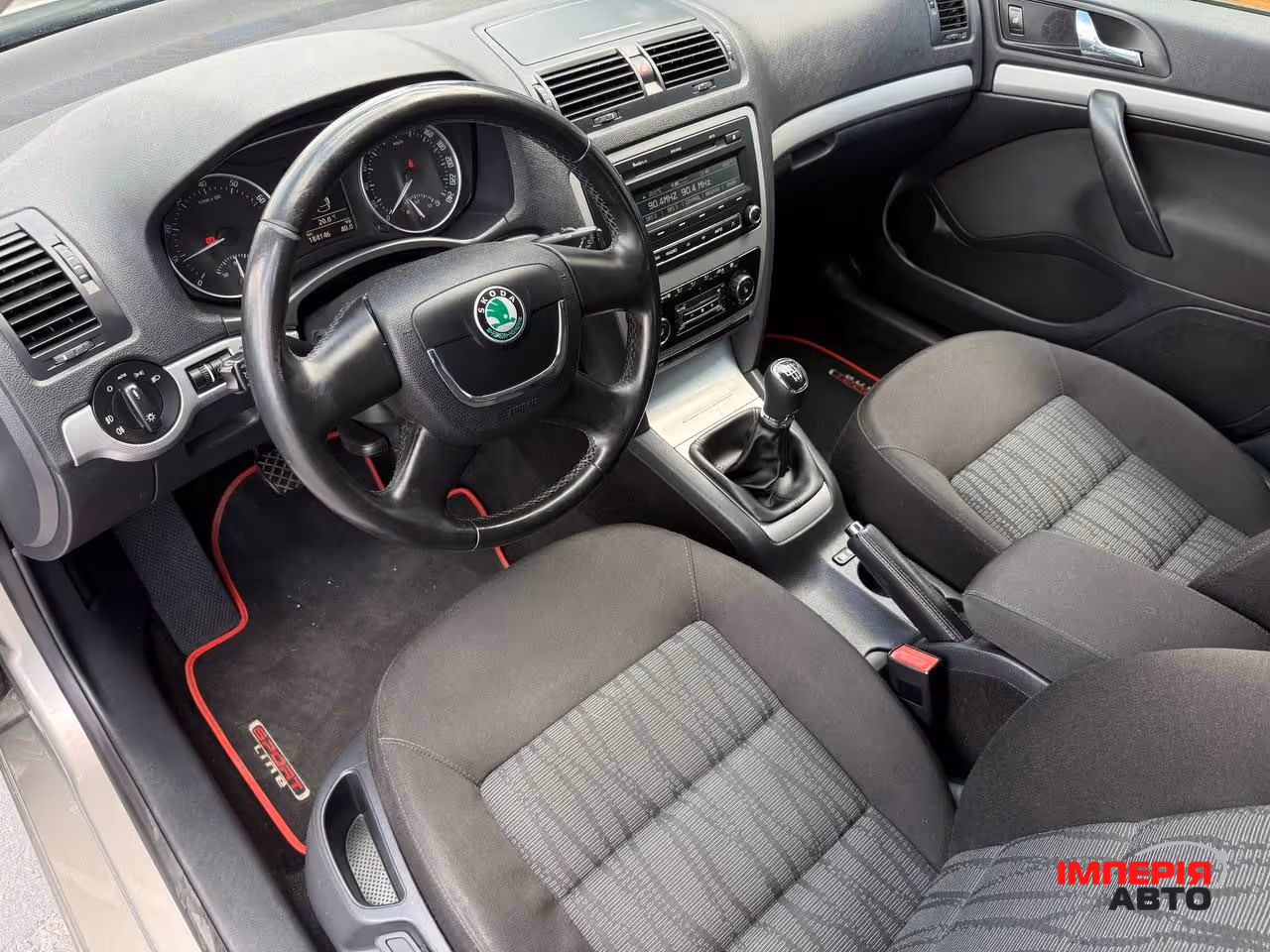 Skoda Octavia - фото 17