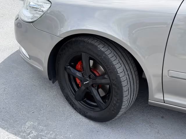 Skoda Octavia - фото 3