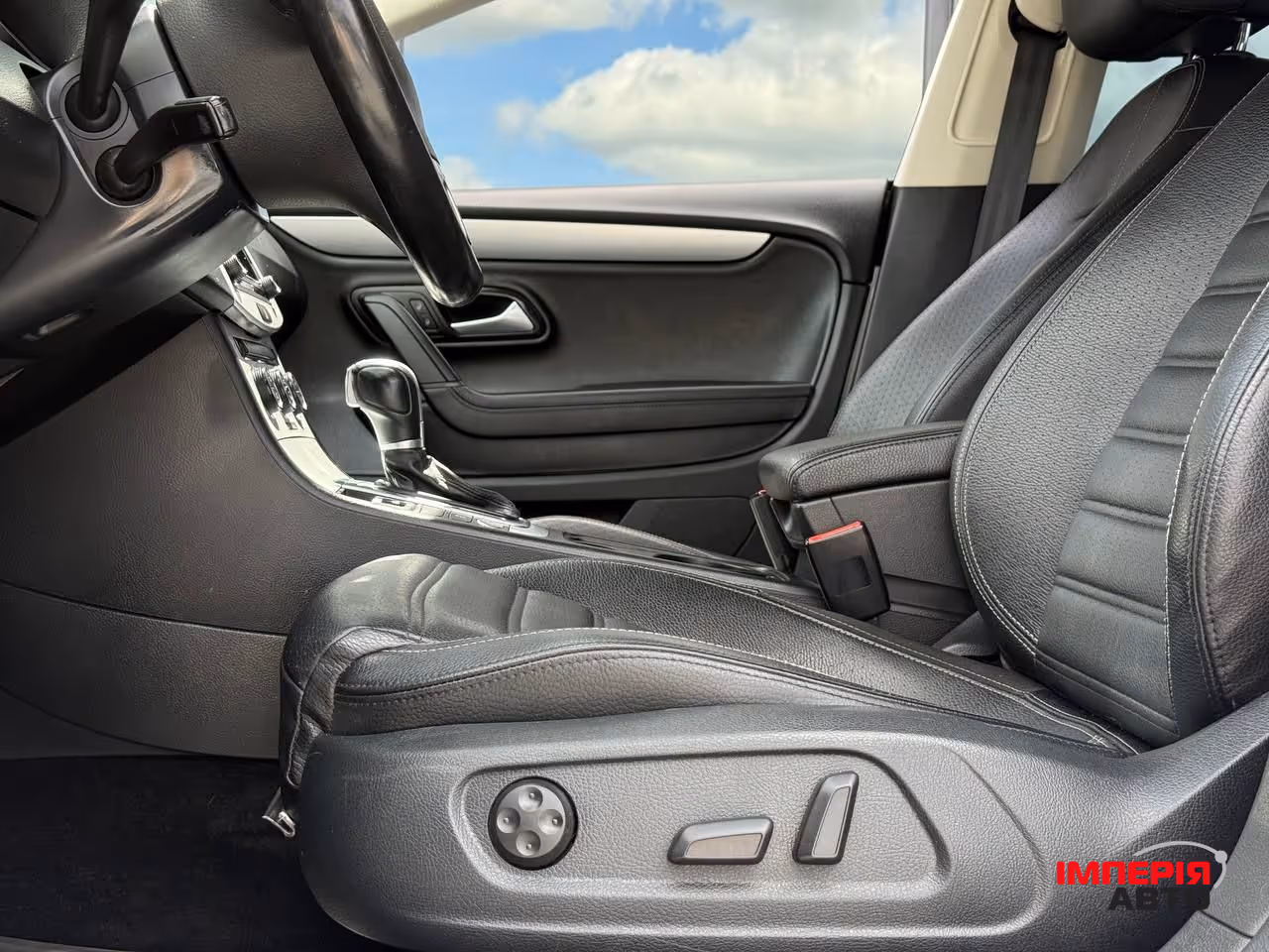 Volkswagen Passat CC - фото 21