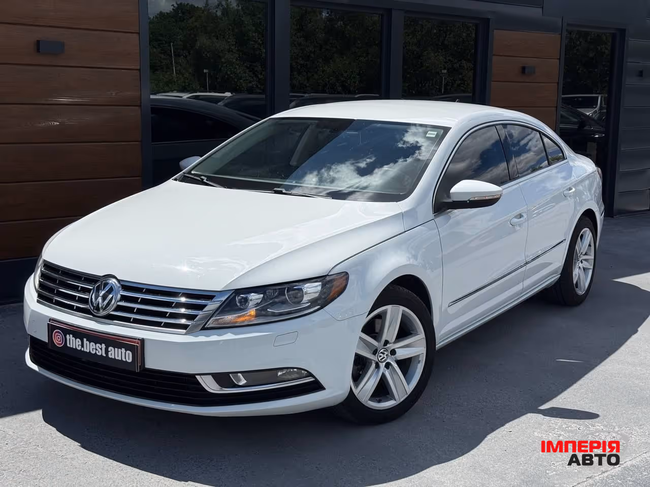 Volkswagen Passat CC - фото 2