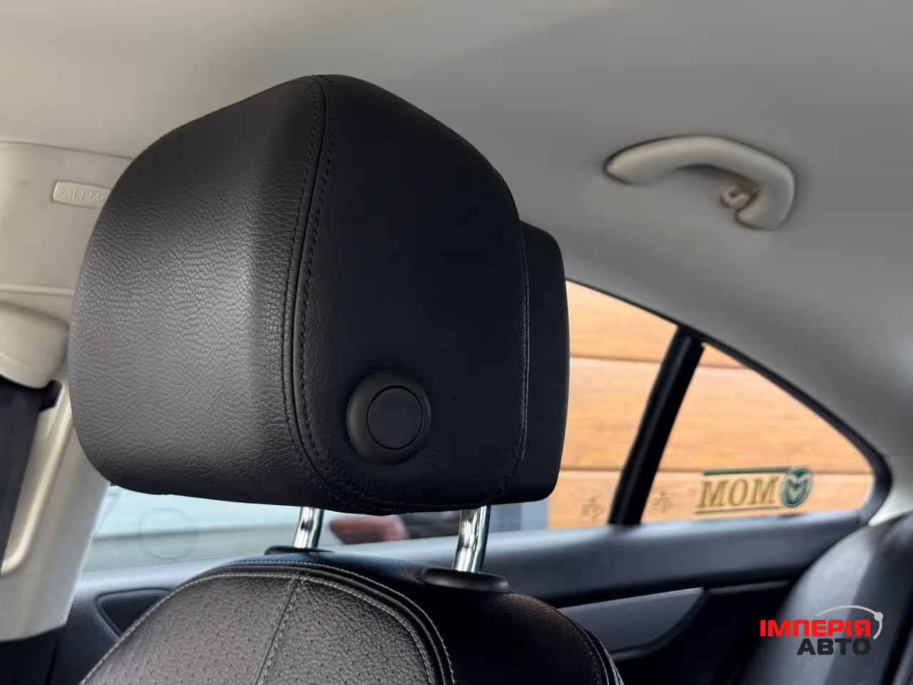 Volkswagen Passat CC - фото 31