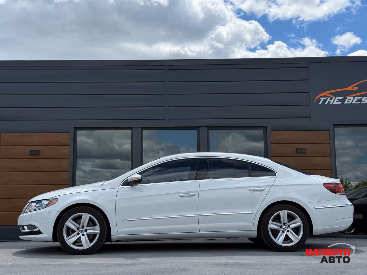 Volkswagen Passat CC - фото 7