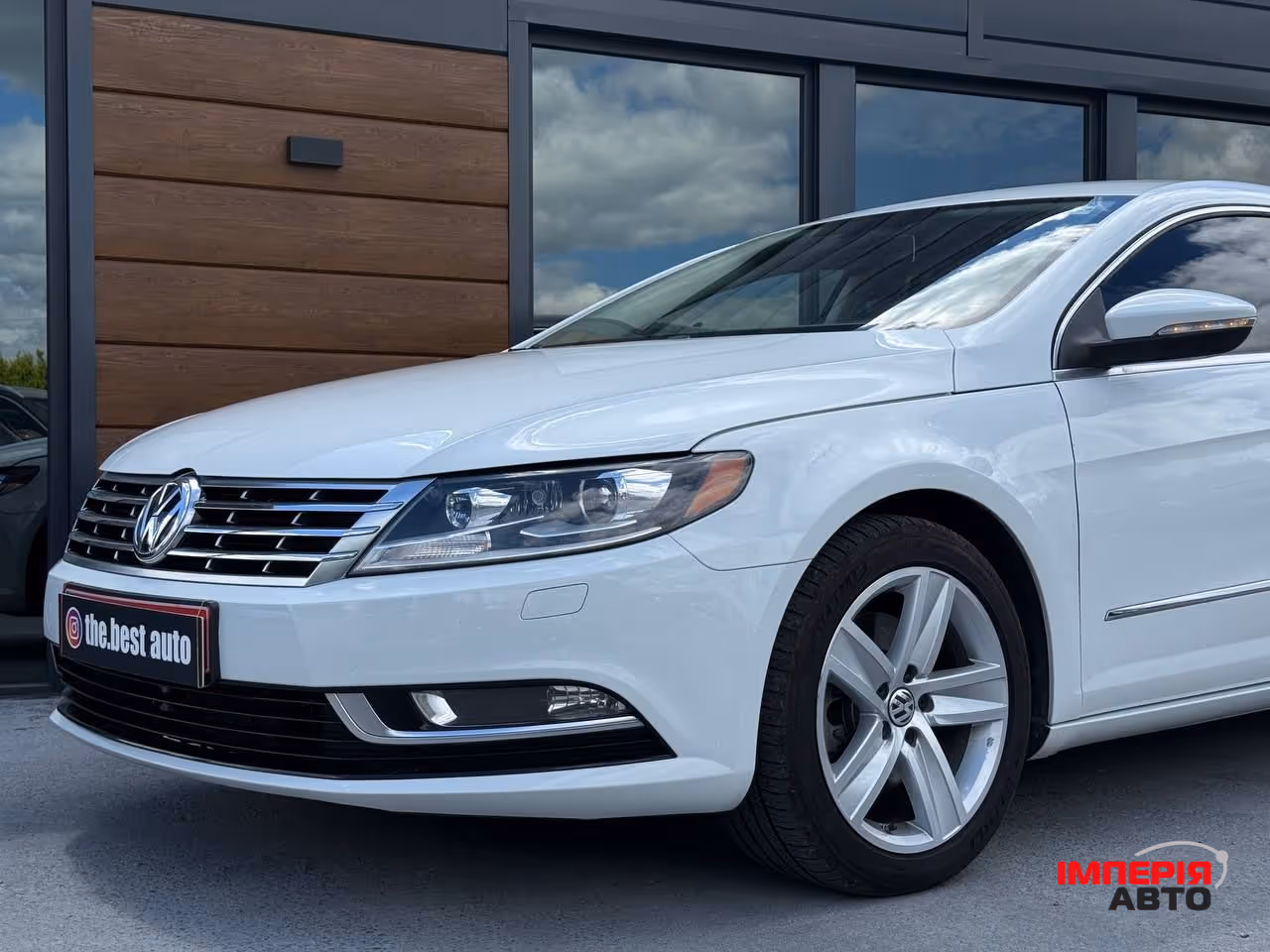 Volkswagen Passat CC - фото 3