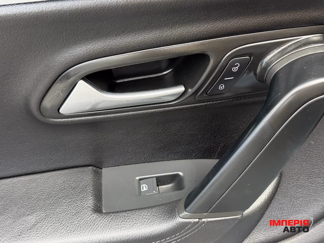 Volkswagen Passat CC - фото 36