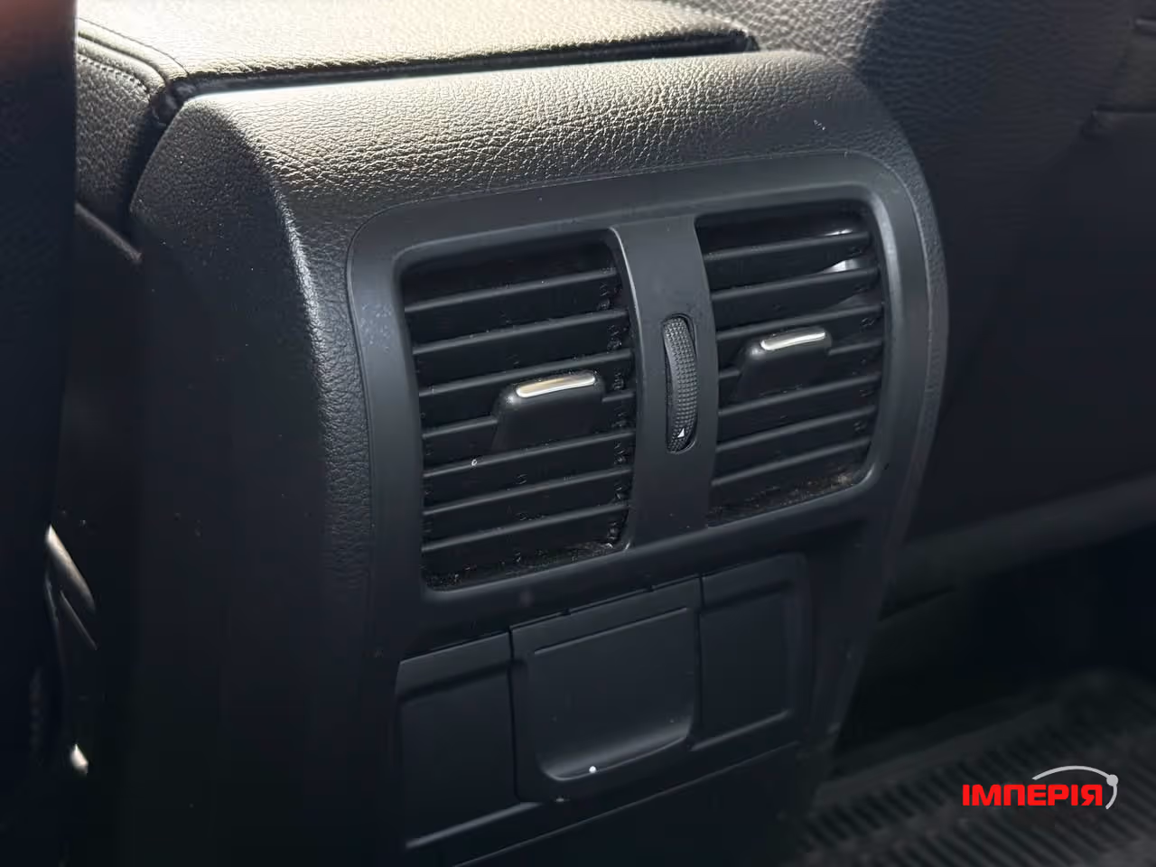 Volkswagen Passat CC - фото 37