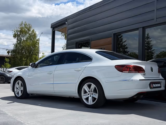 Volkswagen Passat CC - фото 5