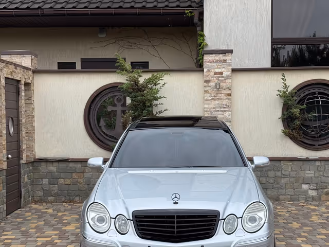 Mercedes-Benz E-Класс - фото 1
