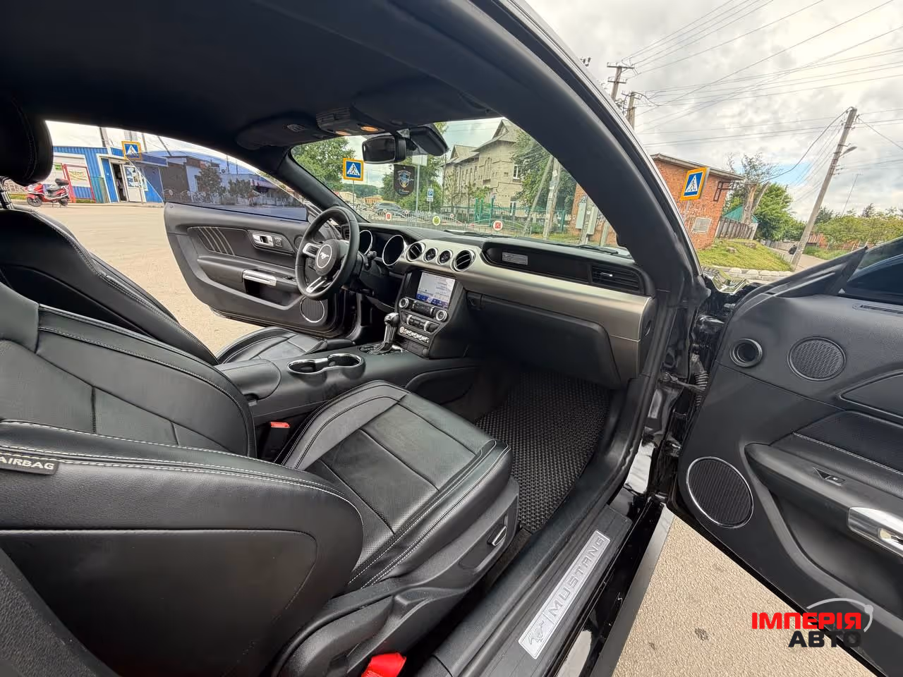 Ford Mustang - фото 12