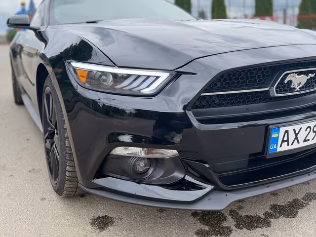 Ford Mustang - фото 2