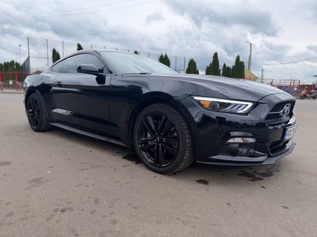 Ford Mustang - фото 5