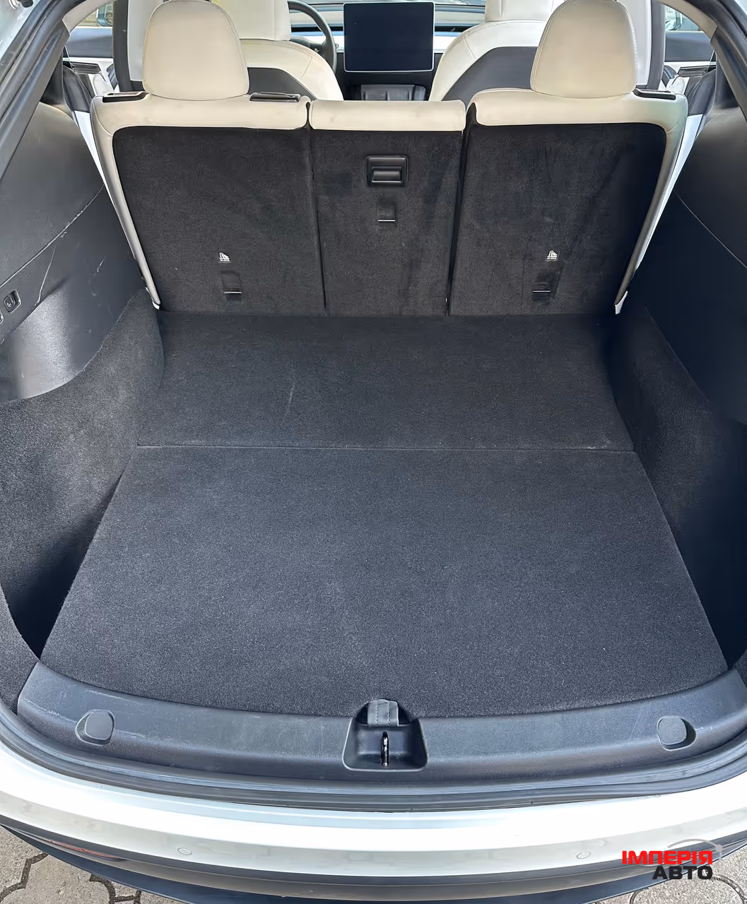 Tesla Model Y - фото 14