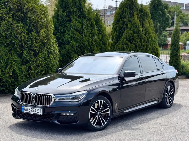 BMW 7 серії - фото 1