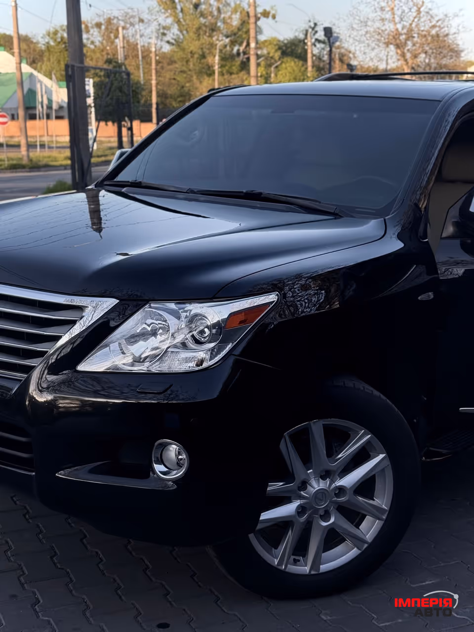 Lexus LX - фото 2