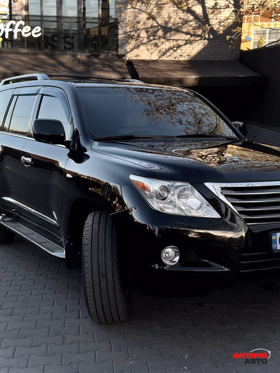 Lexus LX - фото 8