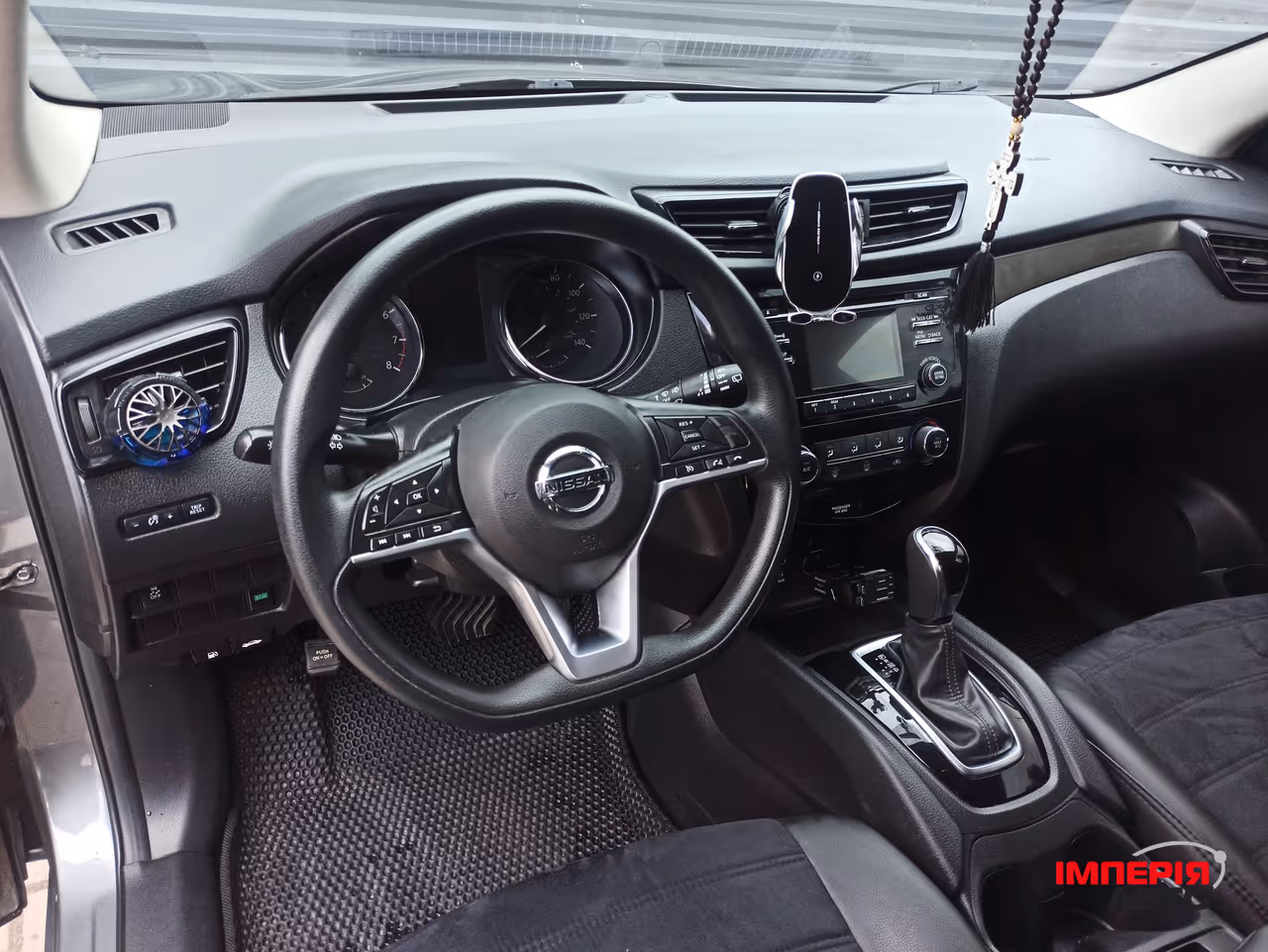 Nissan Rogue Sport - фото 12