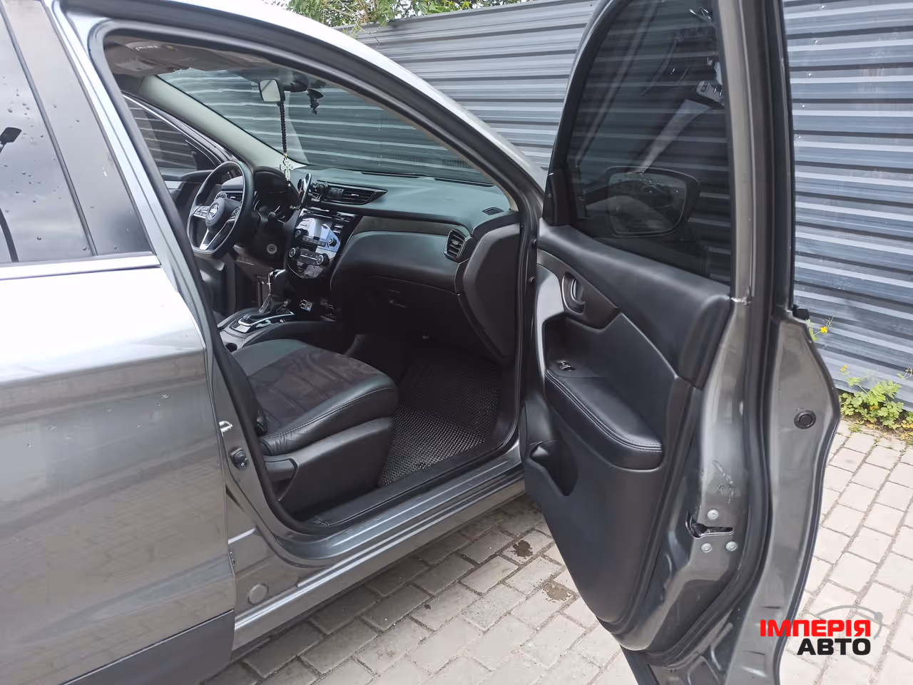 Nissan Rogue Sport - фото 16