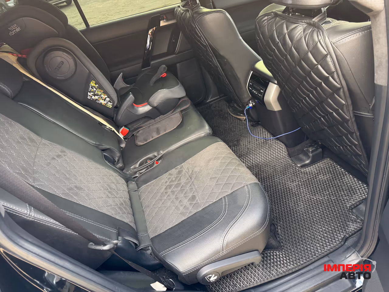 Toyota Land Cruiser Prado - фото 27