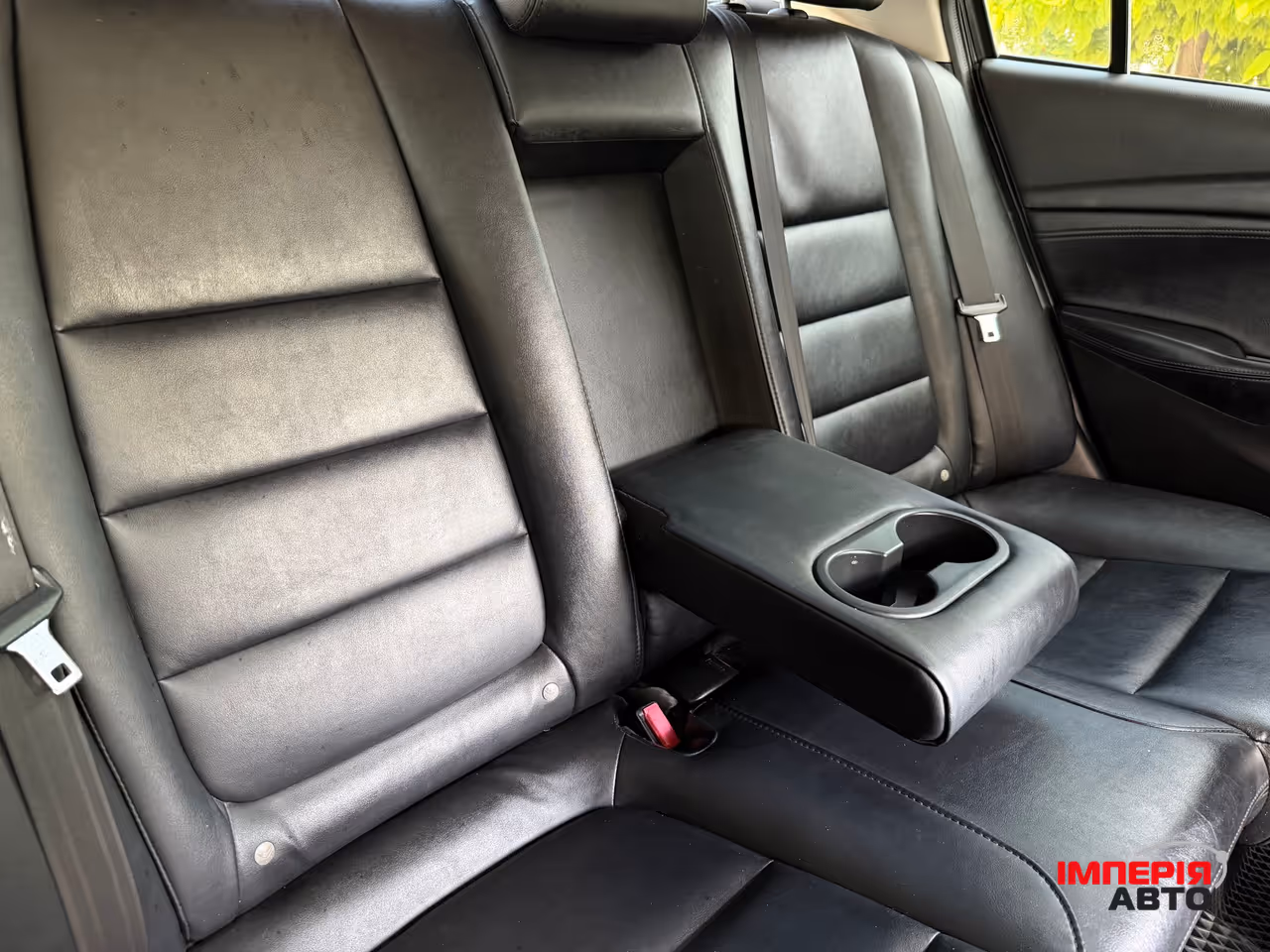 Mazda 6 - фото 10