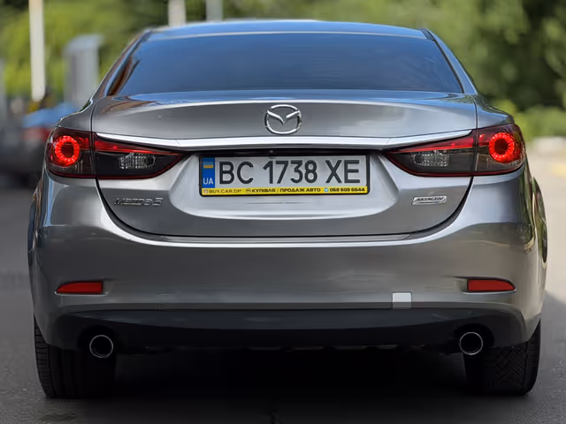 Mazda 6 - фото 4