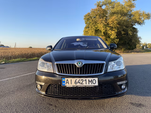 Skoda Octavia - фото 2