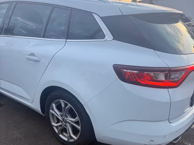 Renault Megane - фото 3