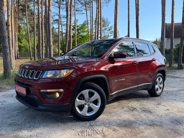 Jeep Compass - фото 1