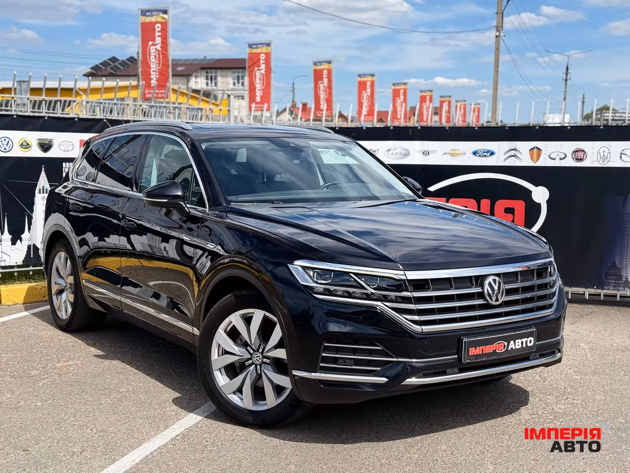 Volkswagen Touareg - фото 3