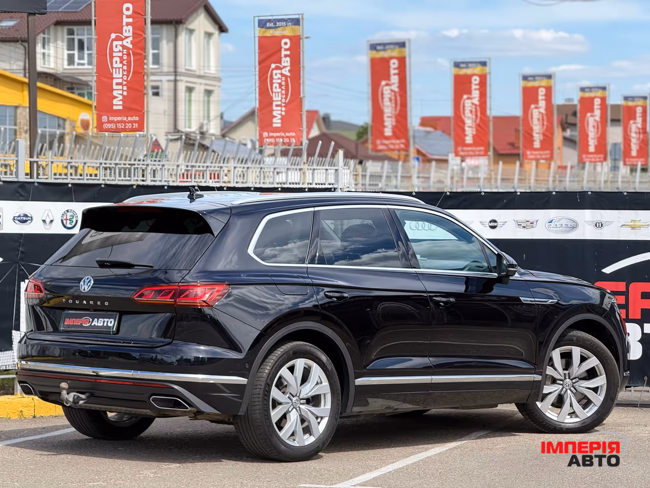 Volkswagen Touareg - фото 10