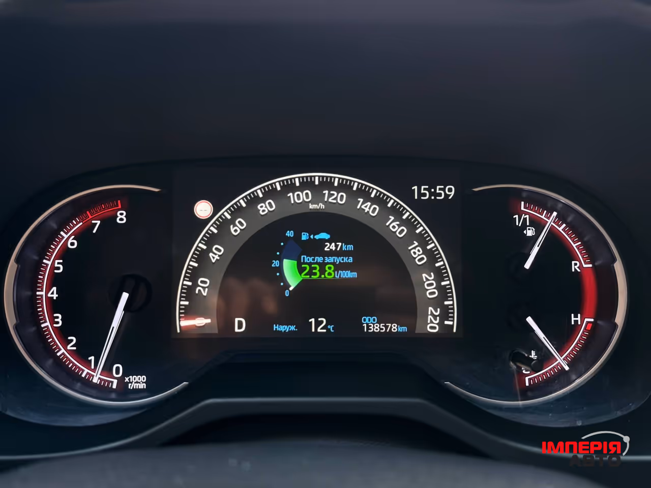Toyota RAV4 - фото 22