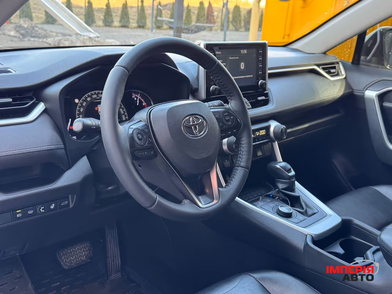 Toyota RAV4 - фото 7